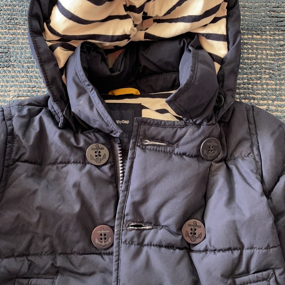 Gap Jacket - Picture 3 of 3